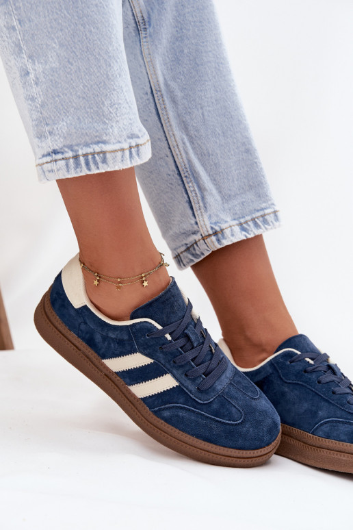 À modalo de tênis Feminino de camurça com uma plataforma azul escuro Sylviona À modalo de tênis Feminino de camurça com uma plataforma azul escuro Sylviona