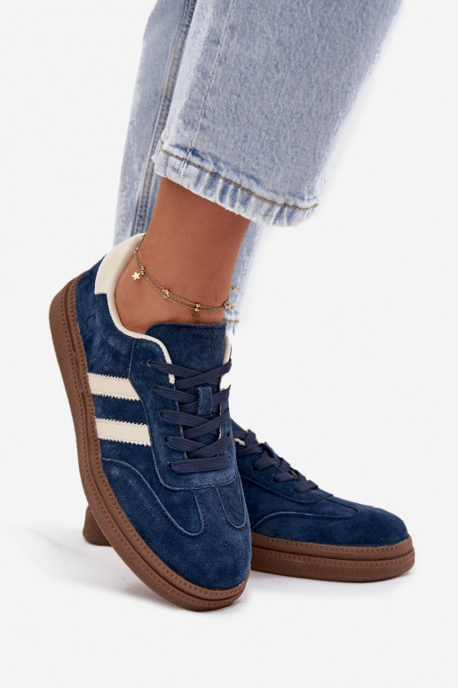 À modalo de tênis Feminino de camurça com uma plataforma azul escuro Sylviona À modalo de tênis Feminino de camurça com uma plataforma azul escuro Sylviona