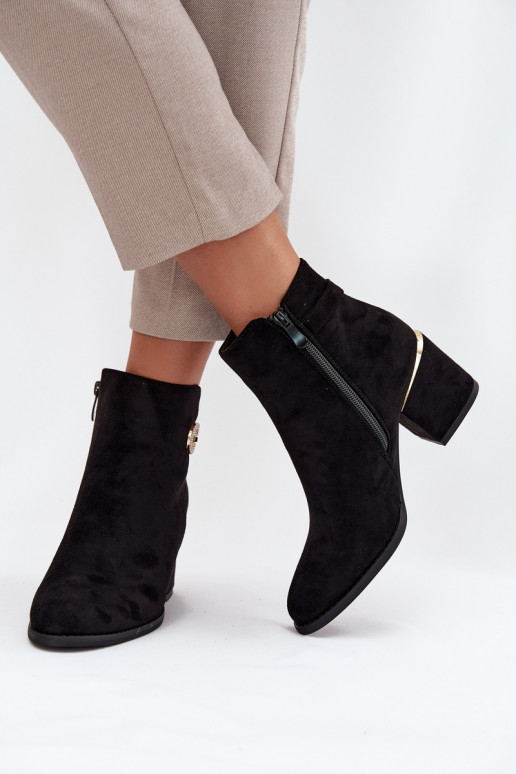 aquecimento Botas femininas Ze cor douradami Detalami com salto cor preta Dorisse aquecimento Botas femininas Ze cor douradami Detalami com salto cor preta Dorisse