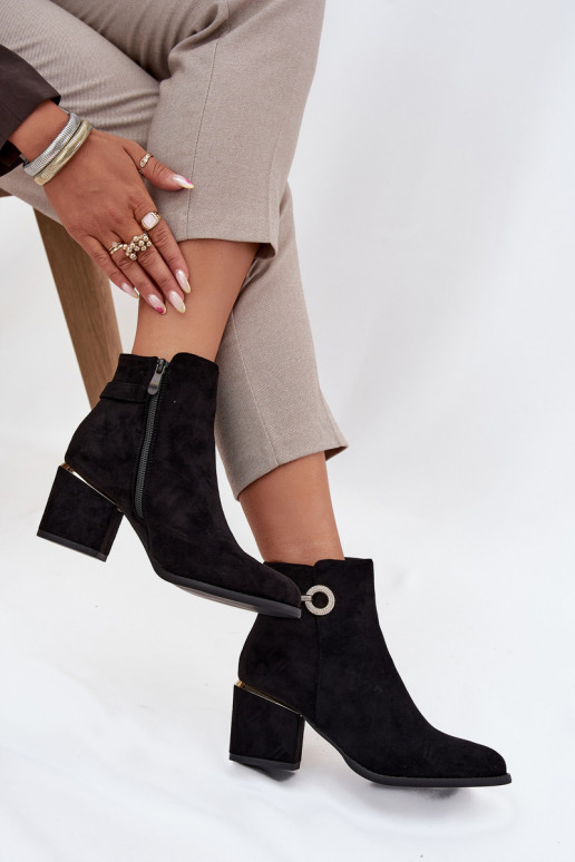 aquecimento Botas femininas Ze cor douradami Detalami com salto cor preta Dorisse aquecimento Botas femininas Ze cor douradami Detalami com salto cor preta Dorisse