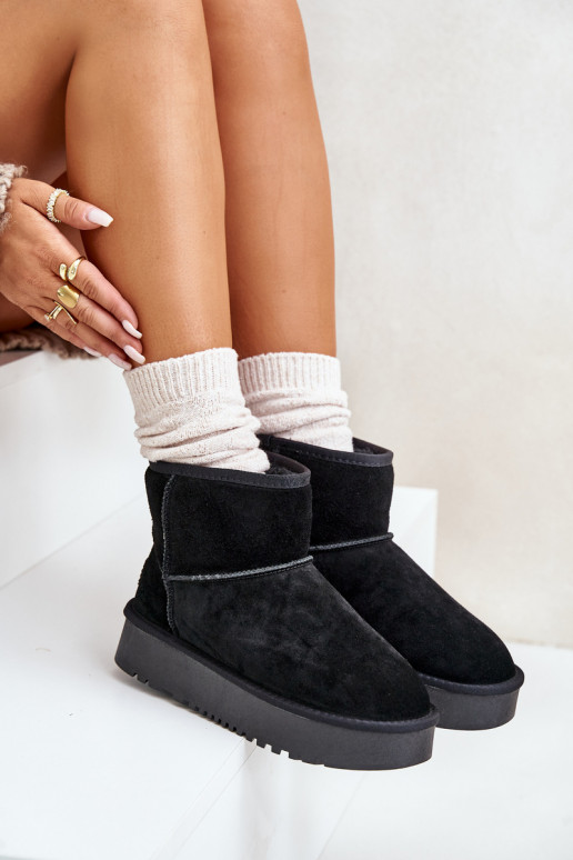Pele de camurça Botas de neve com uma plataforma Por causa de Kubo cor preta Rianaella Pele de camurça Botas de neve com uma plataforma Por causa de Kubo cor preta Rianaella