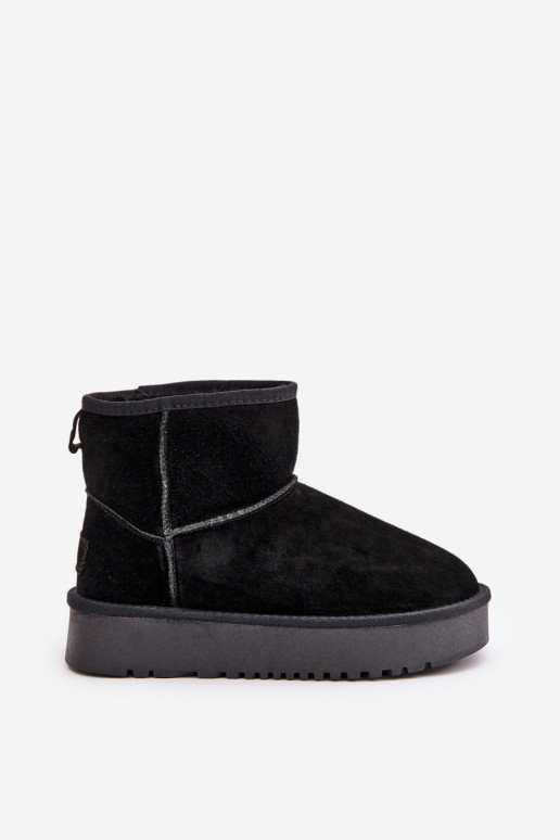 Pele de camurça Botas de neve com uma plataforma Por causa de Kubo cor preta Rianaella Pele de camurça Botas de neve com uma plataforma Por causa de Kubo cor preta Rianaella