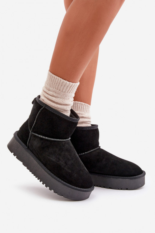Pele de camurça Botas de neve com uma plataforma Por causa de Kubo cor preta Rianaella Pele de camurça Botas de neve com uma plataforma Por causa de Kubo cor preta Rianaella