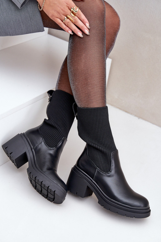 Botas com palmilha tipo meia Em saltos enormes cor preta Rosanas Botas com palmilha tipo meia Em saltos enormes cor preta Rosanas