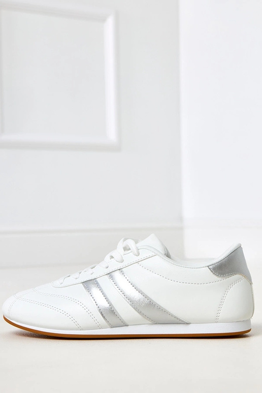 Tênis brancos tipo tênis de mesa com... Tênis brancos tipo tênis de mesa com...