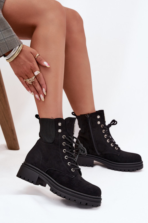 Botins de trabalho Feminino aquecimento com lindos detalhes cor preta Olivira Botins de trabalho Feminino aquecimento com lindos detalhes cor preta Olivira