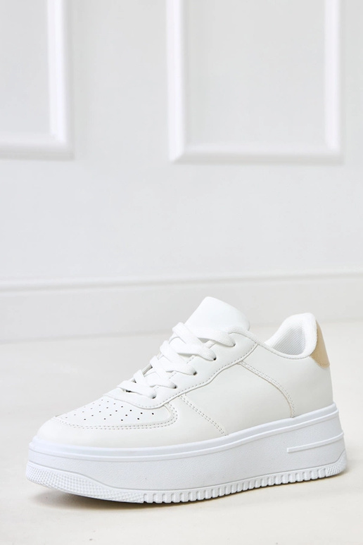 Tênis brancos com plataforma e...
