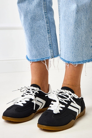 Tênis de praia pretos com...