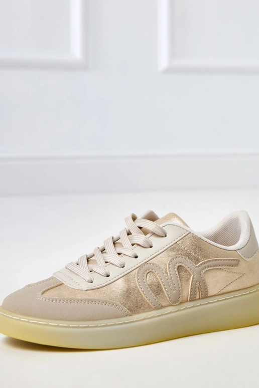 Tênis de plataforma cor areia com...