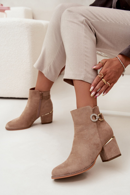 aquecimento Botas femininas Ze cor douradami Detalami com salto bege Dorisse aquecimento Botas femininas Ze cor douradami Detalami com salto bege Dorisse
