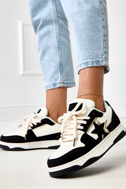 Tênis plataforma preto e branco com...