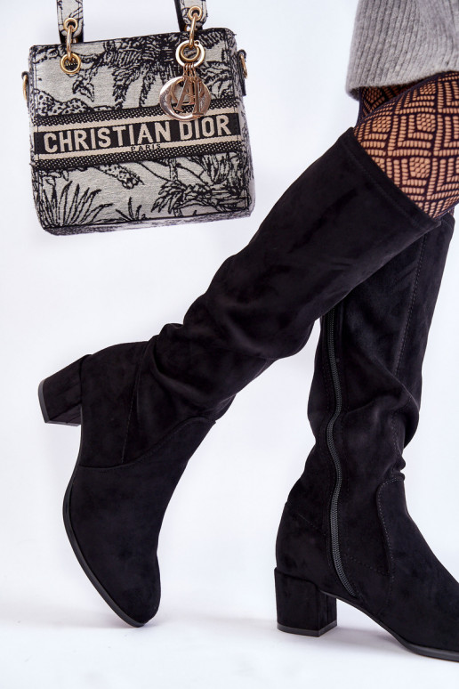 À modalo clássico de camurça botas cor preta Harpen À modalo clássico de camurça botas cor preta Harpen