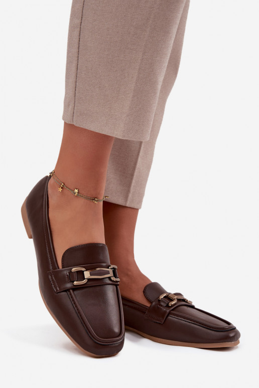 sapato Mocassins Feminino com enfeites cor marrom Priscelle sapato Mocassins Feminino com enfeites cor marrom Priscelle