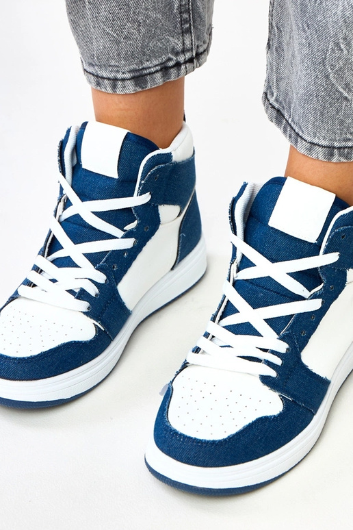 Tênis altos acima do tornozelo com...