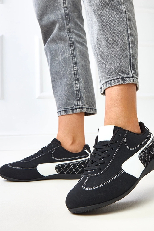 Ténis pretos com detalhe branco Manaar Ténis pretos com detalhe branco Manaar