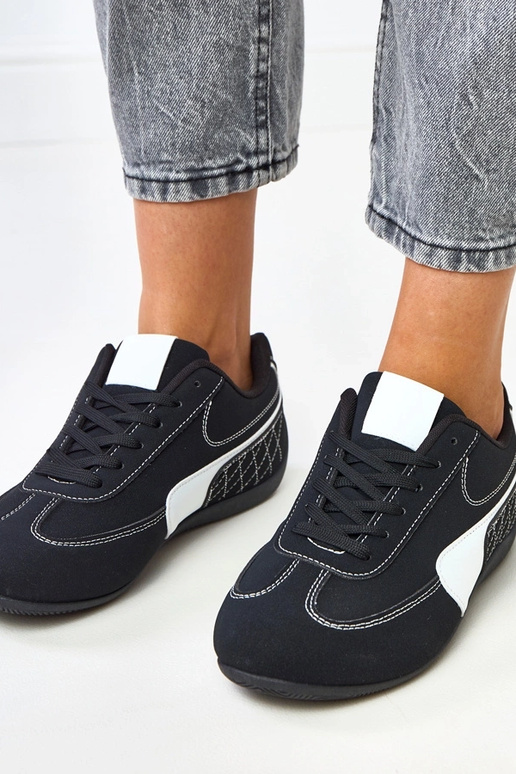 Ténis pretos com detalhe branco Manaar Ténis pretos com detalhe branco Manaar