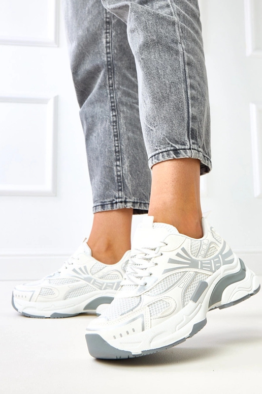 Ténis brancos com sola robusta Tims Ténis brancos com sola robusta Tims