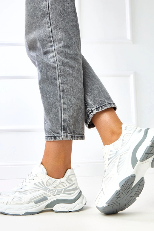 Ténis brancos com sola robusta Tims Ténis brancos com sola robusta Tims