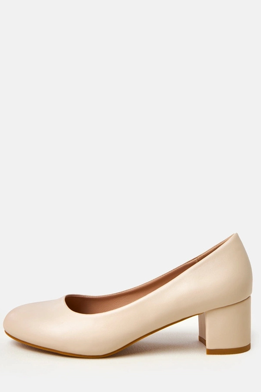 Sapatos baixos em tom de areia Polili Sapatos baixos em tom de areia Polili