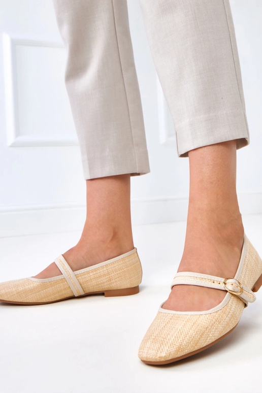 Bailarinas trançada em tom de areia... Bailarinas trançada em tom de areia...