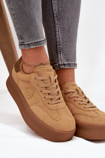 À modalo de tênis Feminino com uma plataforma Big Star SS274762 cor marrom