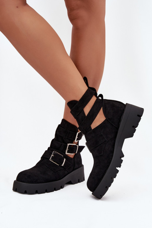 Botas femininas com listras I cor pratami com fivelasmi cor preta Helisse Botas femininas com listras I cor pratami com fivelasmi cor preta Helisse