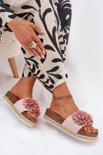 Chinelos femininos com uma plataforma Com decoraçõesi com motivos floraiskami cor rosa Tessara