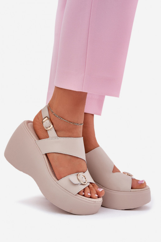 Sandálias femininas Feminino Em uma cunha e plataforma S.Barski LR51-540 bege Sandálias femininas Feminino Em uma cunha e plataforma S.Barski LR51-540 bege