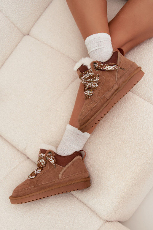 de camurça Botas de neve Feminino com um casaco de pele I Grubym Amarrandom Vinceza 97963 cor marrom