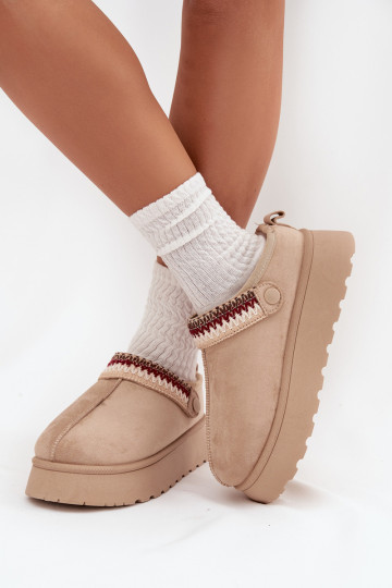 Botas de neve Baixo femininoRuchomym Tirasem I Haftem com uma plataforma cor de marfim Lyrisse