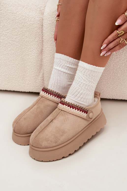 Botas de neve Baixo femininoRuchomym Tirasem I Haftem com uma plataforma cor de marfim Lyrisse Botas de neve Baixo femininoRuchomym Tirasem I Haftem com uma plataforma cor de marfim Lyrisse