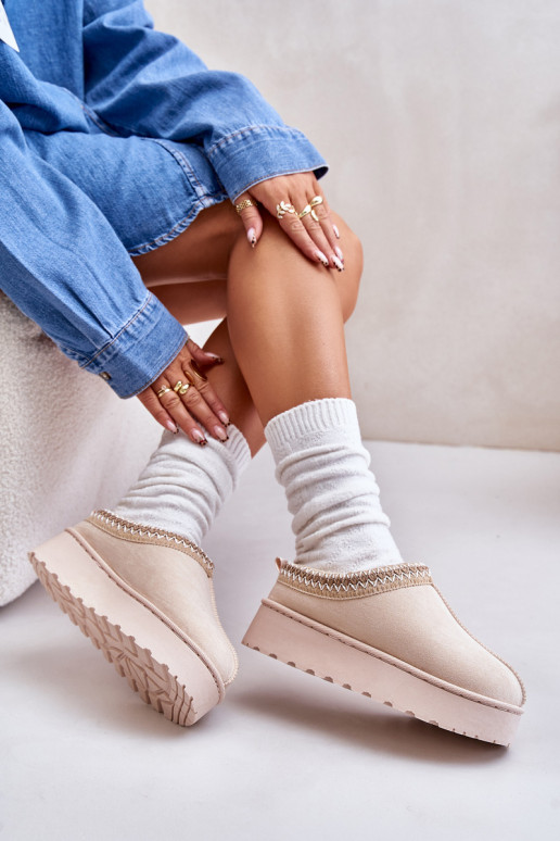 Botas de neve Feminino com uma plataforma aquecimento com pelo por dentro cor de marfim Remenia