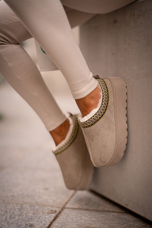 Botas de neve Feminino com uma plataforma aquecimento com pelo por dentro cor verde Remenia