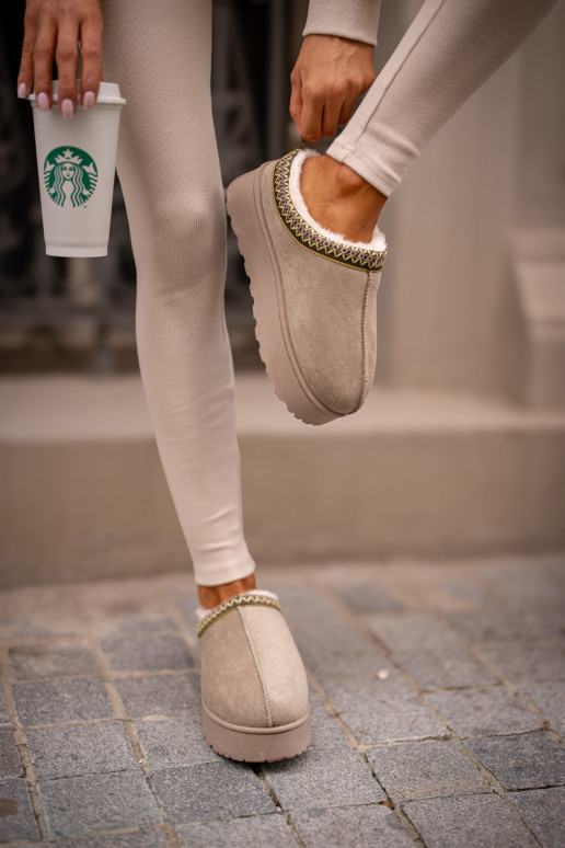 Botas de neve Feminino com uma plataforma aquecimento com pelo por dentro cor verde Remenia