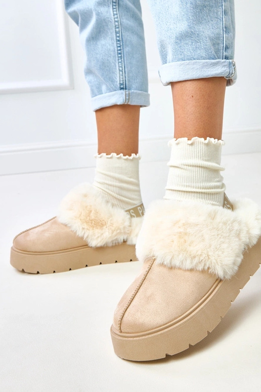 Botas de neve curtas em tom areia,...