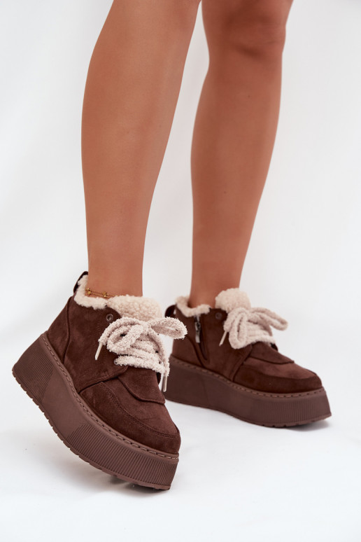 Botas de neve Feminino com uma plataforma com um casaco de pele Typu Baranek cor marrom Luma