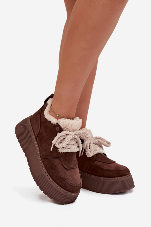 Botas de neve Feminino com uma plataforma com um casaco de pele Typu Baranek cor marrom Luma