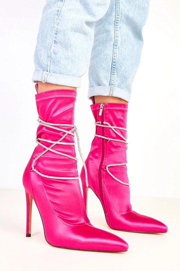 Botins rosas de cetim com salto decorados com zircônias Tolnai 2