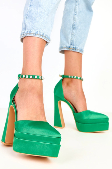 Sapatos verdes de salto com plataforma e tira decorada com pedras Tolani 2