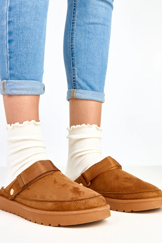 Miluska pantufas marrons com velcro