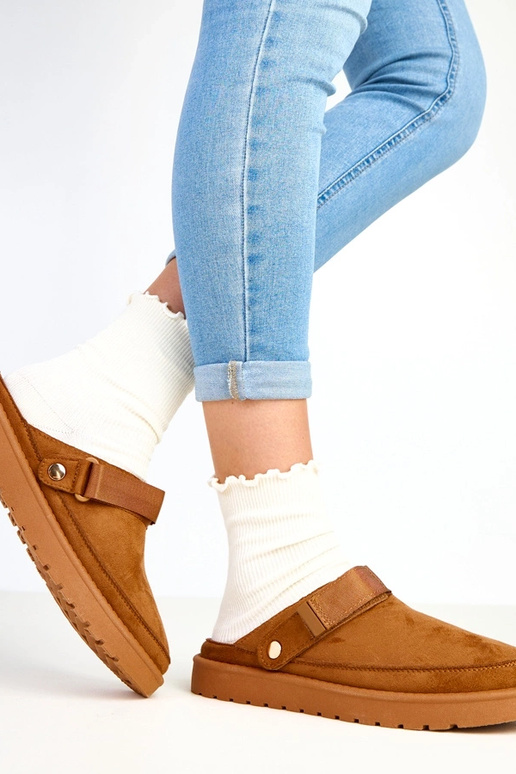 Miluska pantufas marrons com velcro