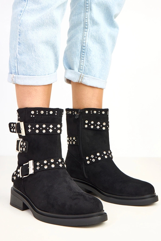 Botins pretos com zircônios de salto...