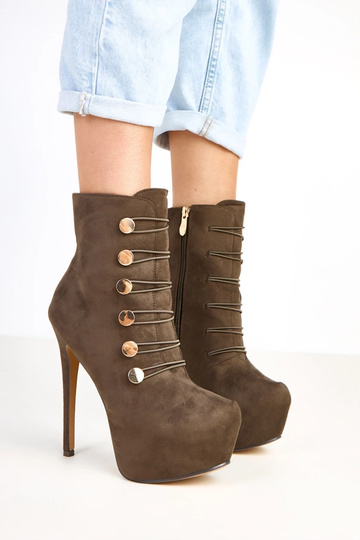 Botins verdes em plataforma... 2