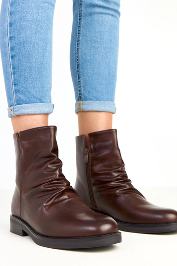 Botins marrons femininos...