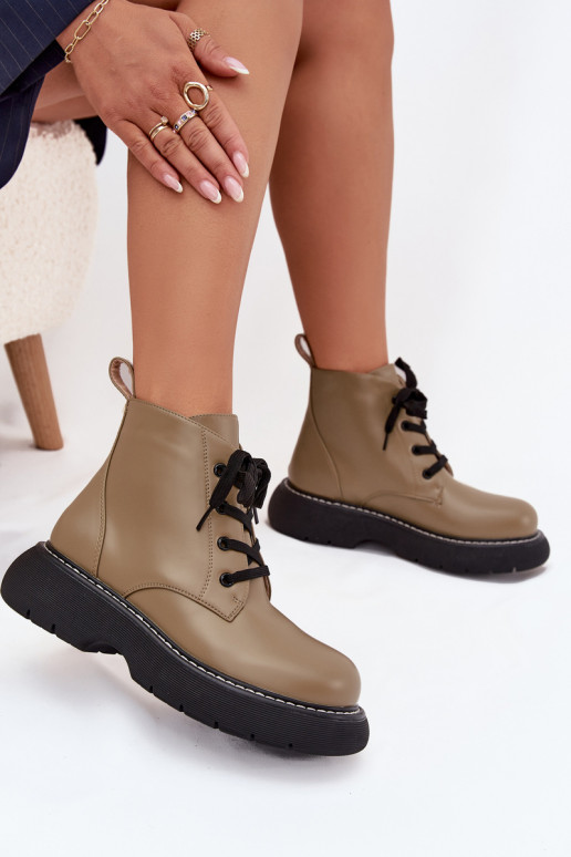 aquecimento Botas femininas com uma plataforma com atacadores cor verde Harmine