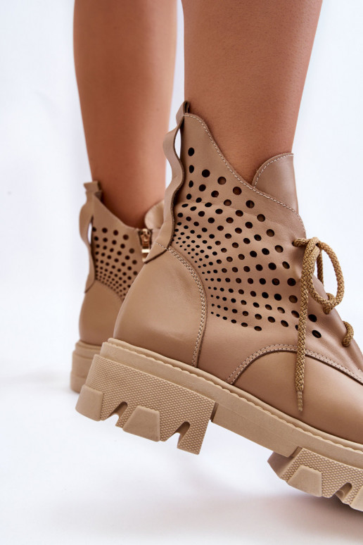 Pele botas de montaria altas com elementos abertos bege Abilene Pele botas de montaria altas com elementos abertos bege Abilene