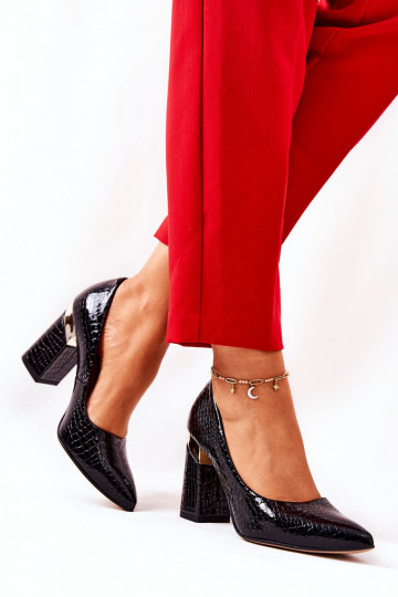 Pele Sapato LeParaski com imitação de pele de cobra 3117 cor preta