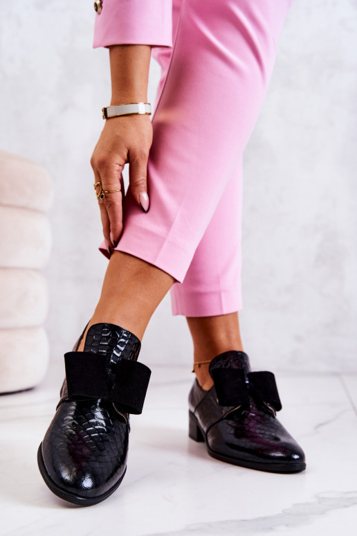 Pele com imitação de pele de cobra sapato cor preta Tem que serrleigh Pele com imitação de pele de cobra sapato cor preta Tem que serrleigh