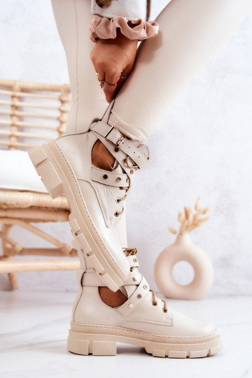 Pele Feminino Botas Com recortes cor de marfim Everly Pele Feminino Botas Com recortes cor de marfim Everly