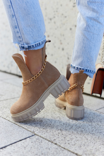 Botas de camurça na cor marrons com recortes estilosos Lemar Forget Me 2